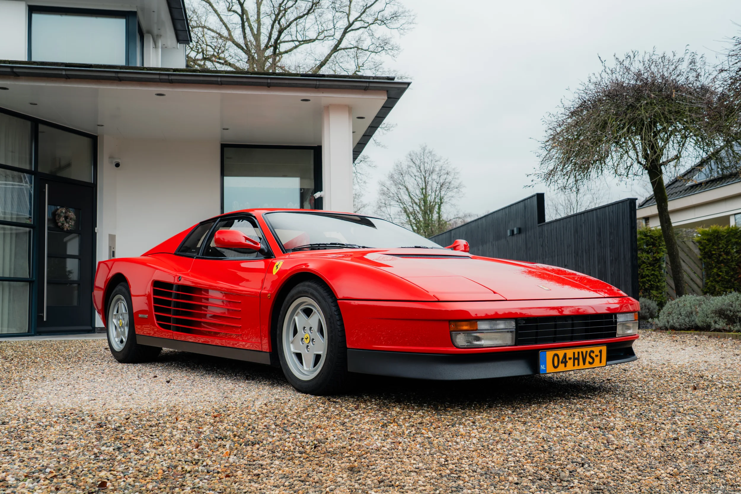Ferrari Testarossa featured image